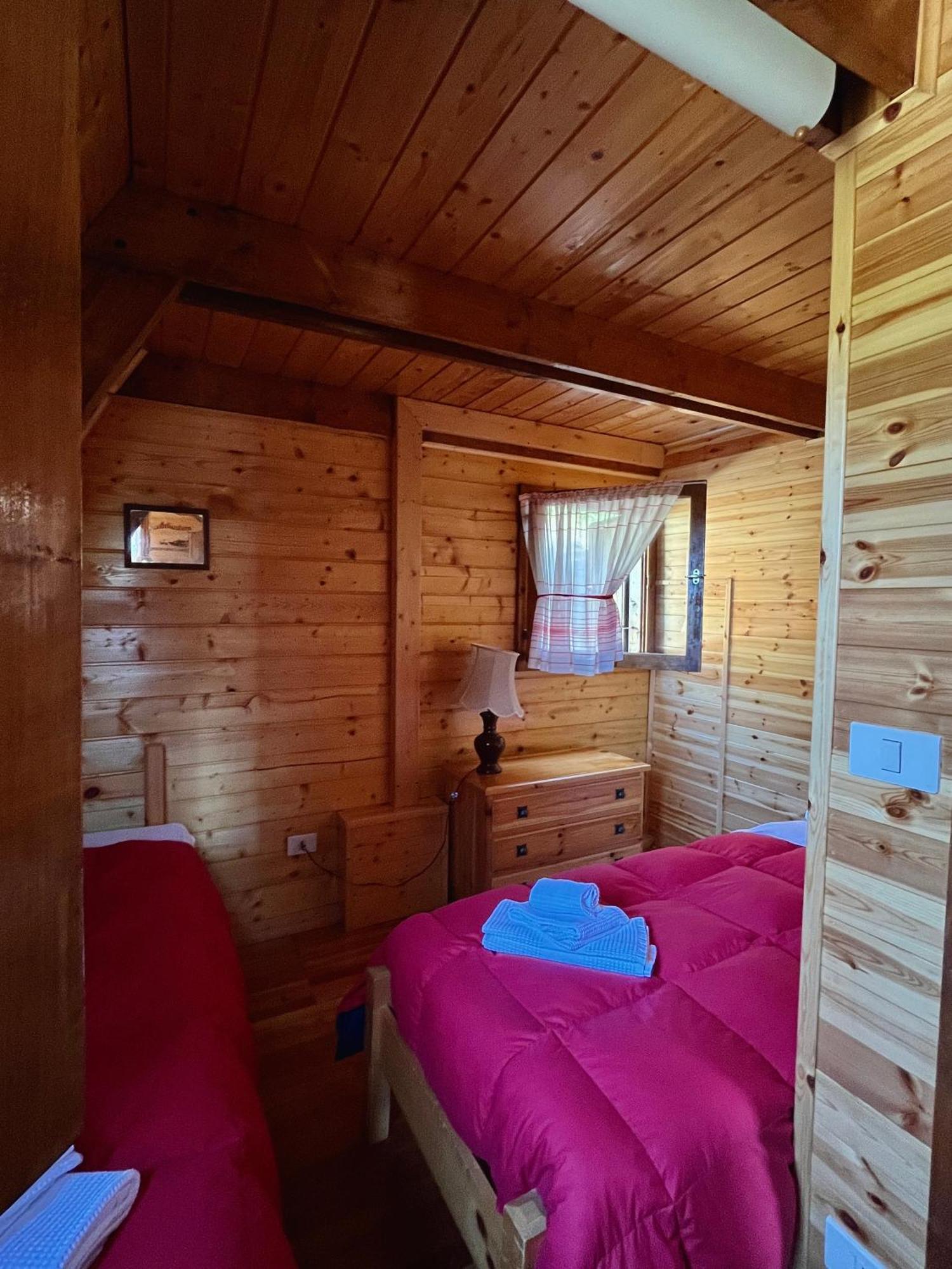 Chalet Natura La Taverna Dei 3 Porcellini Cavaliere  Buitenkant foto