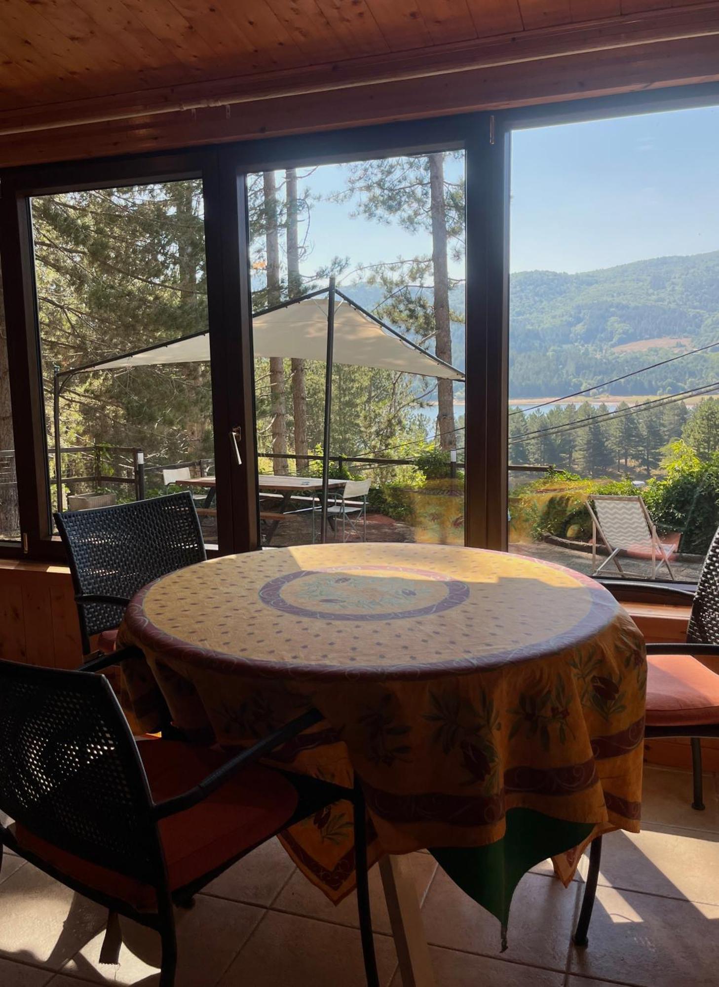 Chalet Natura La Taverna Dei 3 Porcellini Cavaliere  Buitenkant foto