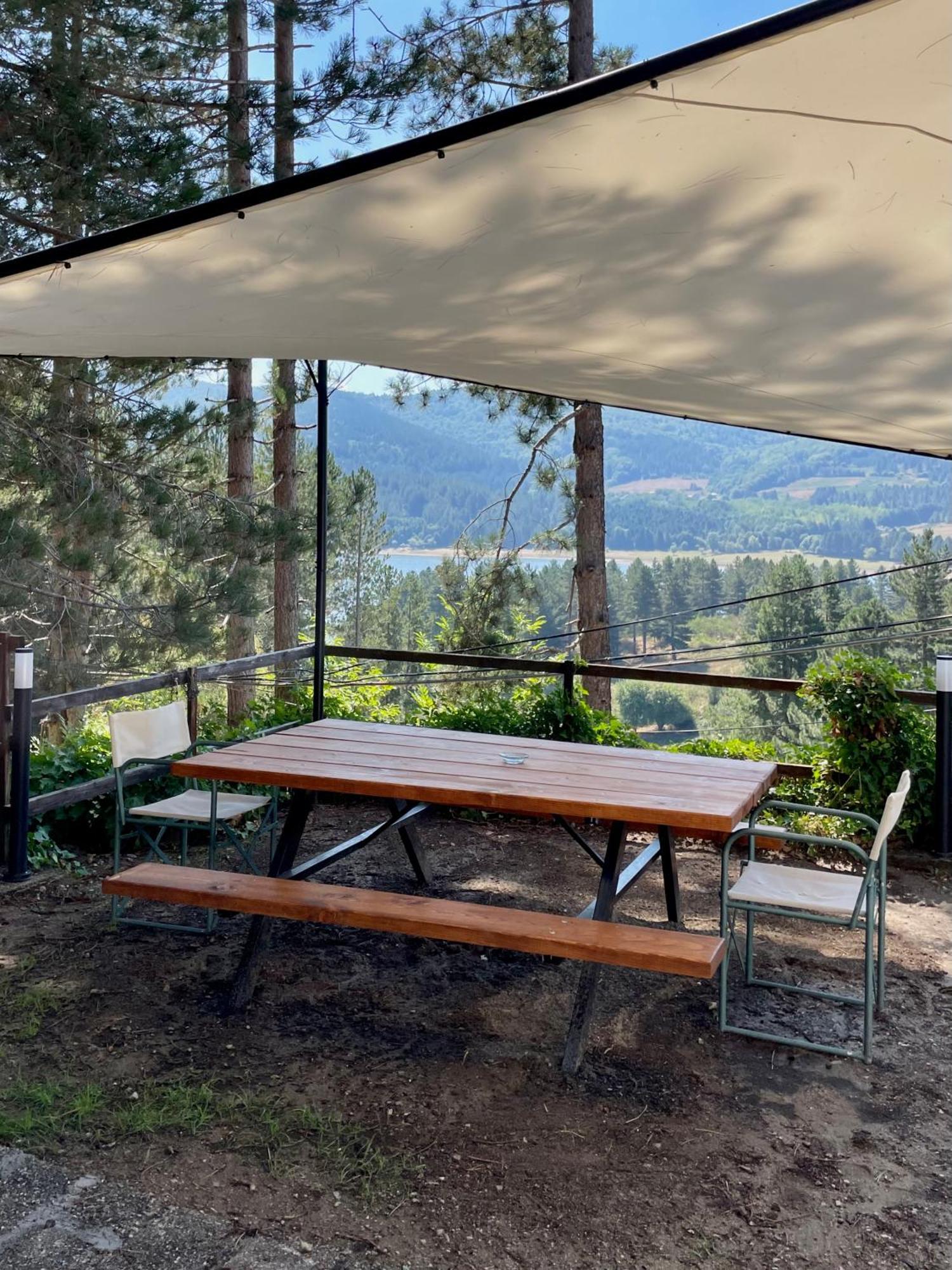 Chalet Natura La Taverna Dei 3 Porcellini Cavaliere  Buitenkant foto