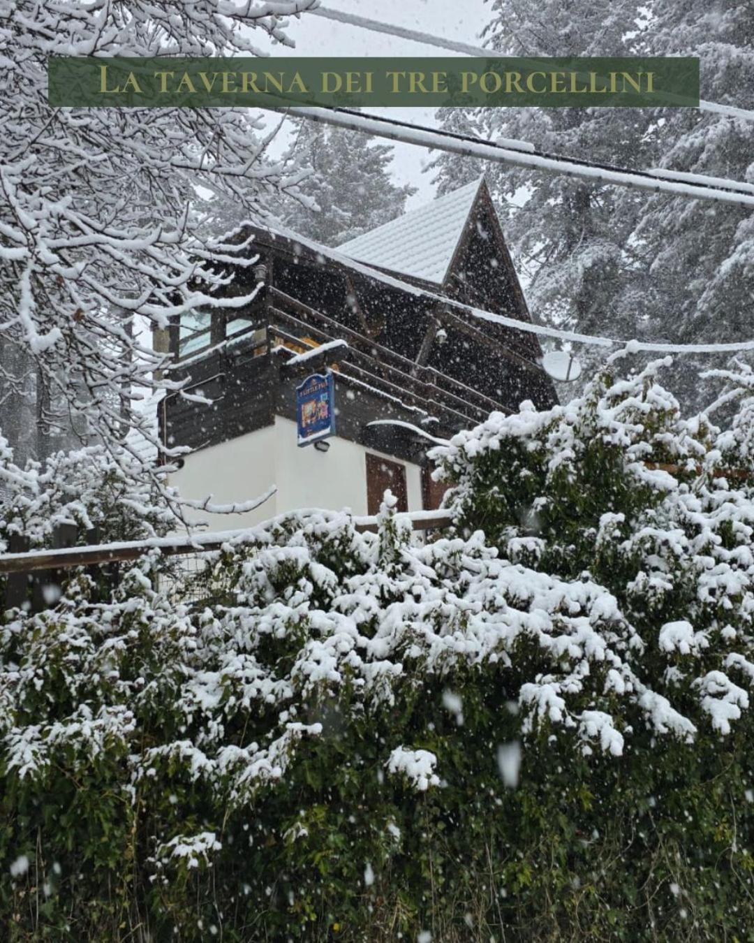 Chalet Natura La Taverna Dei 3 Porcellini Cavaliere  Buitenkant foto